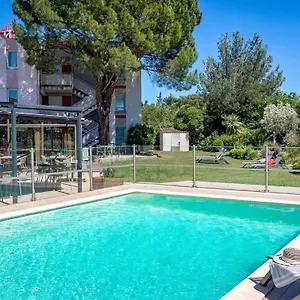 Ibis De Provence Hotel